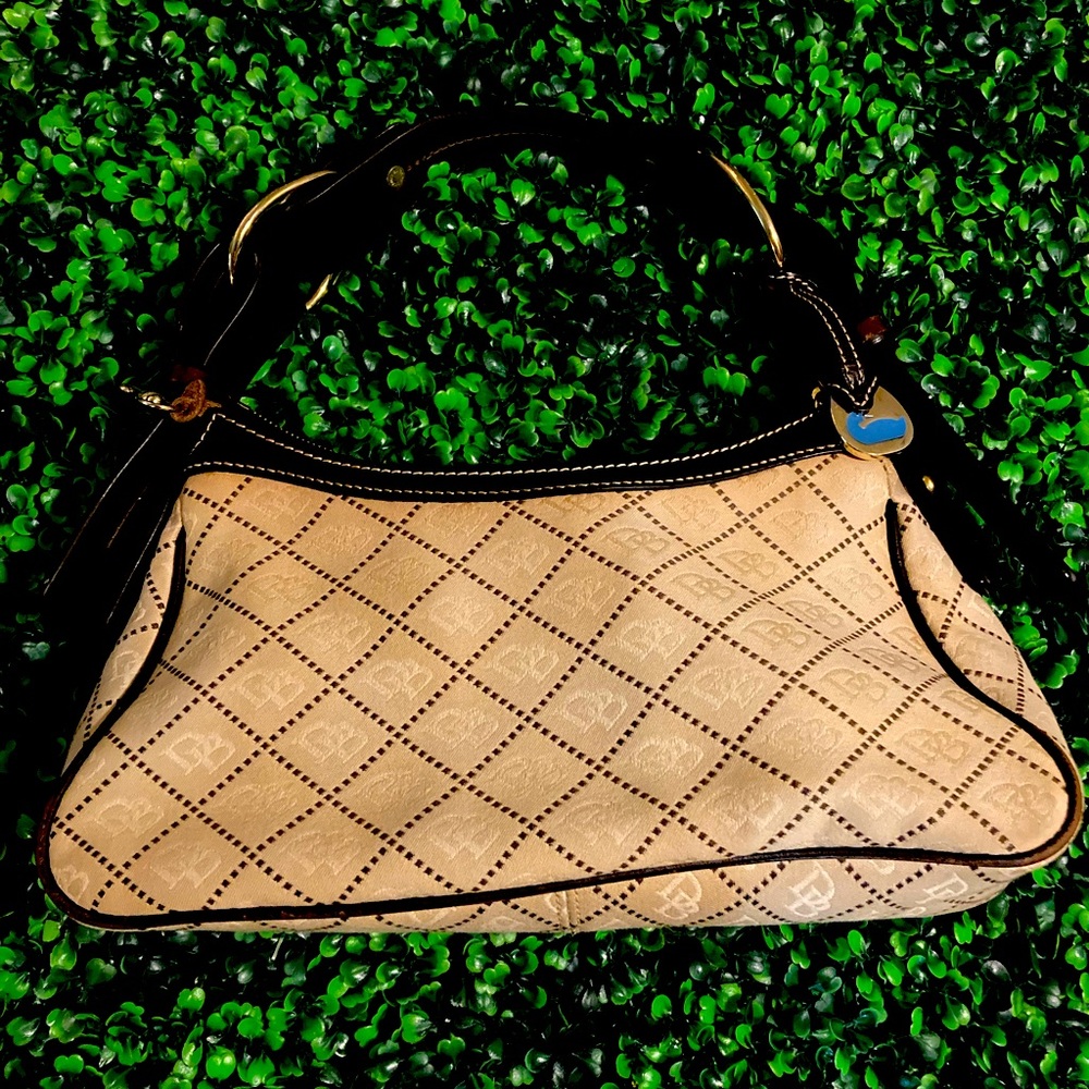 Dooney & Bourke signature canvas